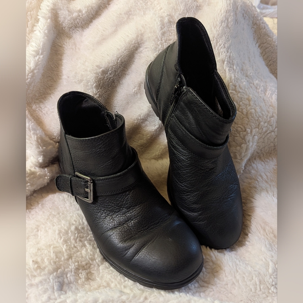 Women's Skechers Black Ankle Boots